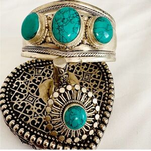 Adjustable Cuff Bracelet with ring set
